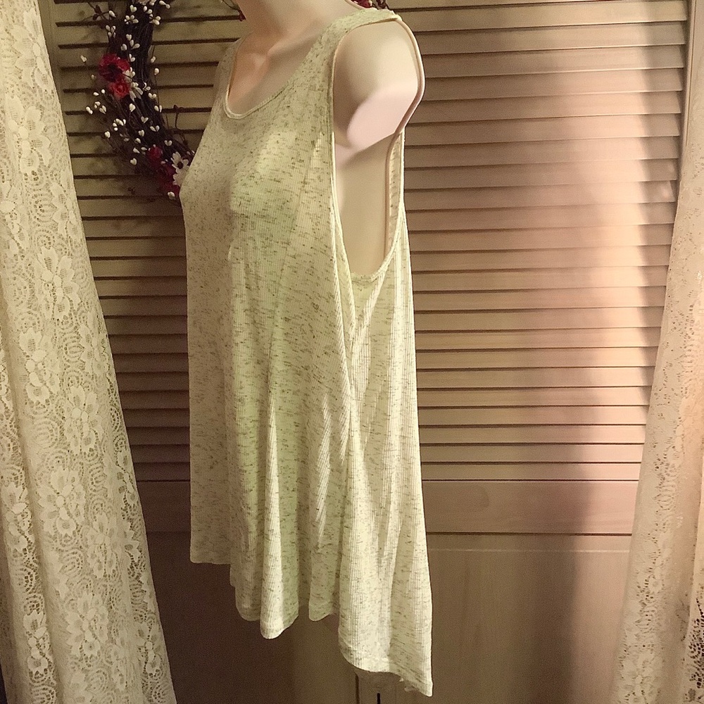 ☀️☀️Jane & Delancey soft knit tank TOP lace up back hi low longer hem L/XL NEW - Picture 3 of 6